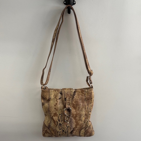 Jessica Simpson Tan Snake Print Crossbody Bag - Picture 1 of 13